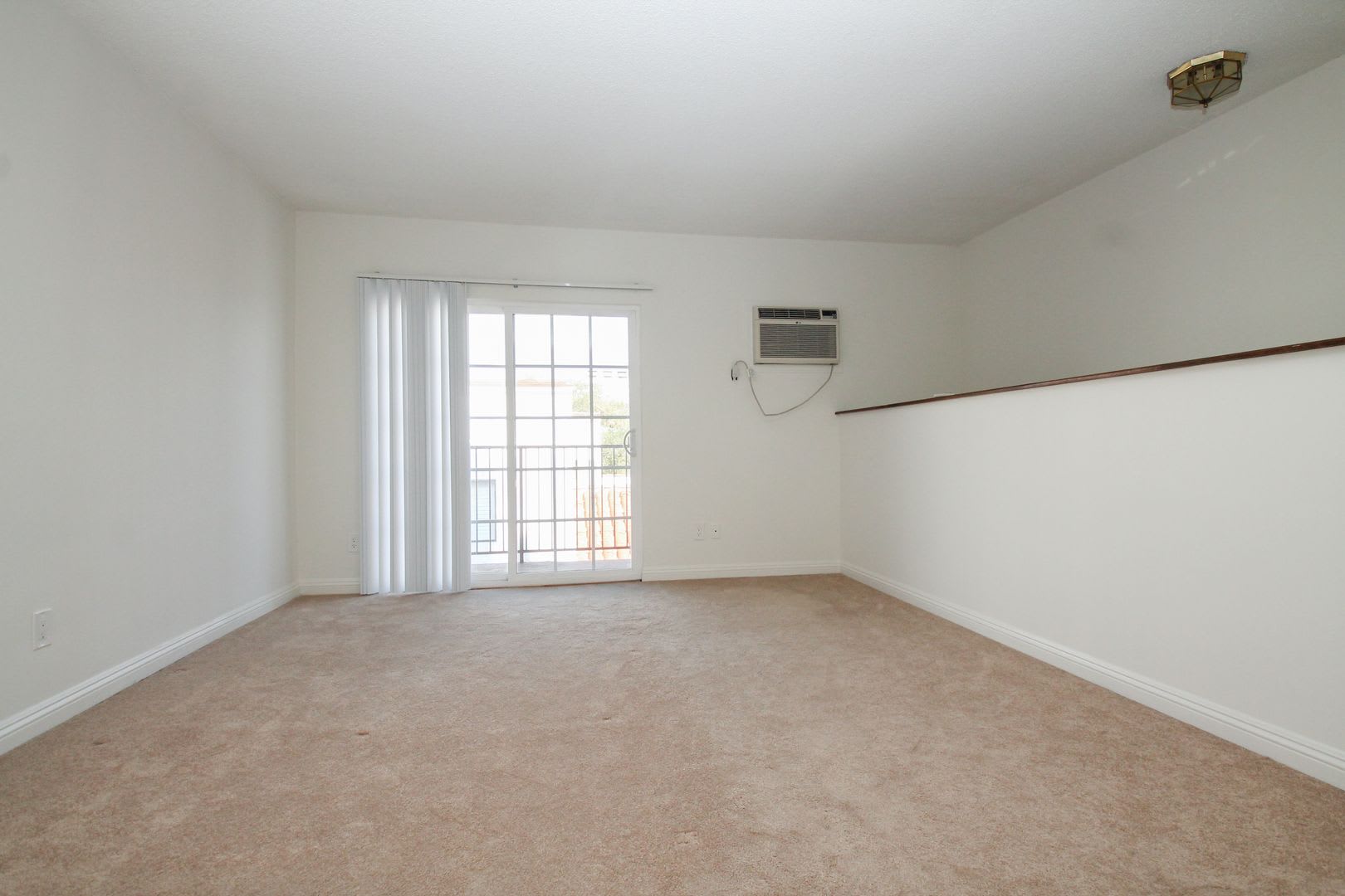 15339 Weddington St. – photo 2