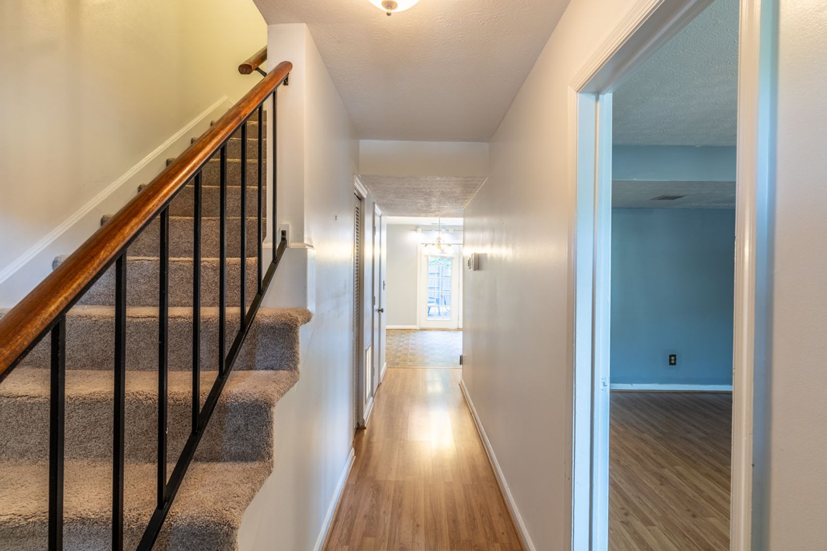 110 Woodlake Drive – photo 5