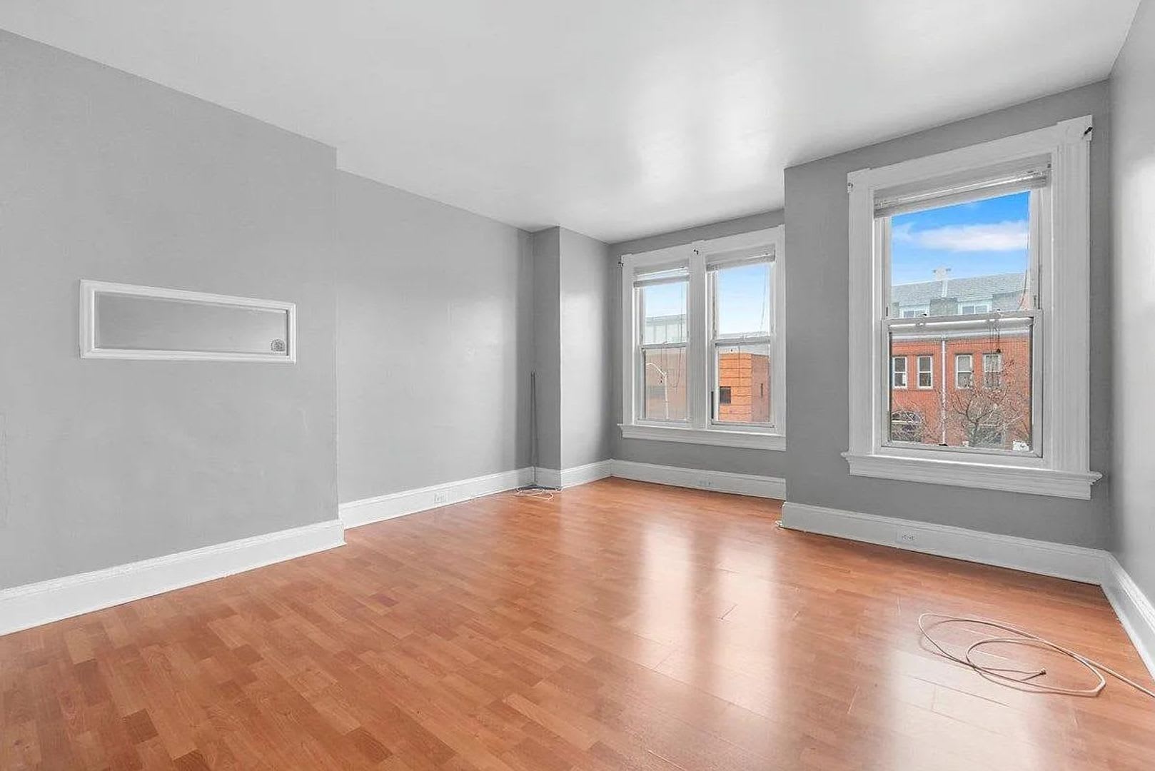 22 W 25th St – photo 3