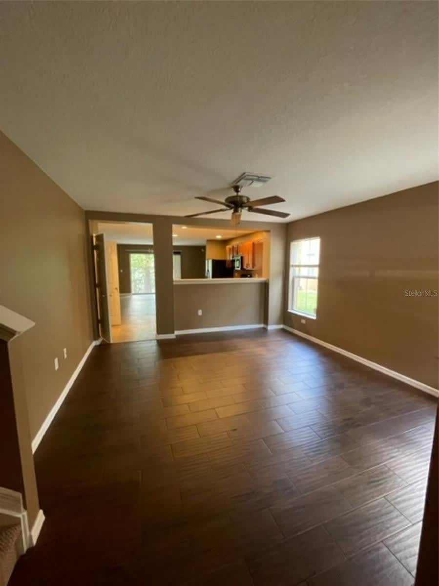 10934 Johanna Avenue – photo 4