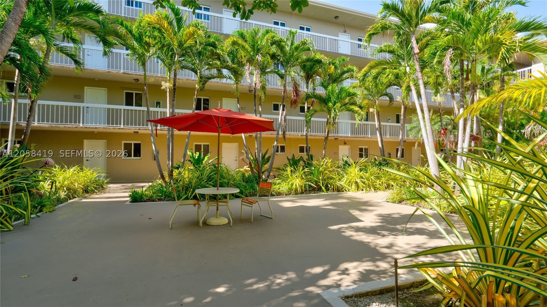7910 Camino Real – photo 1