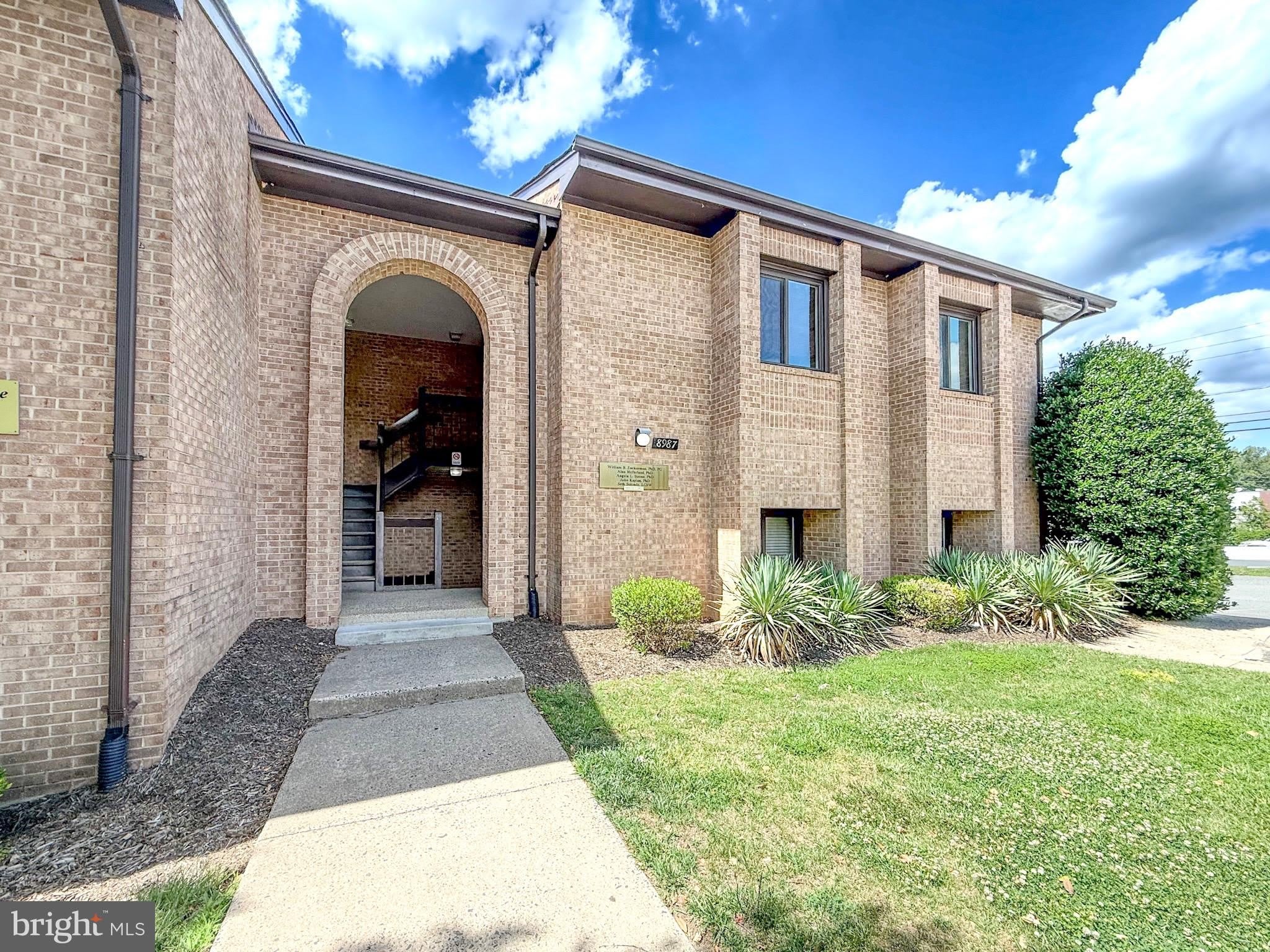 8989 A Cotswold Drive – photo 2