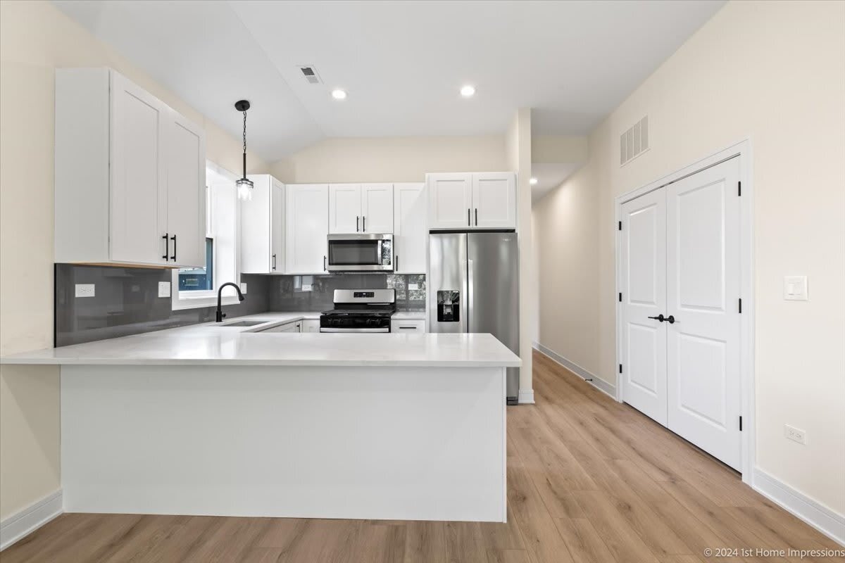 6517 S Drexel Avenue – photo 5