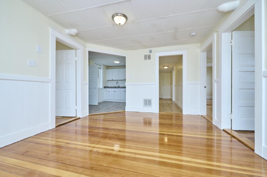 44 Park St. – photo 4