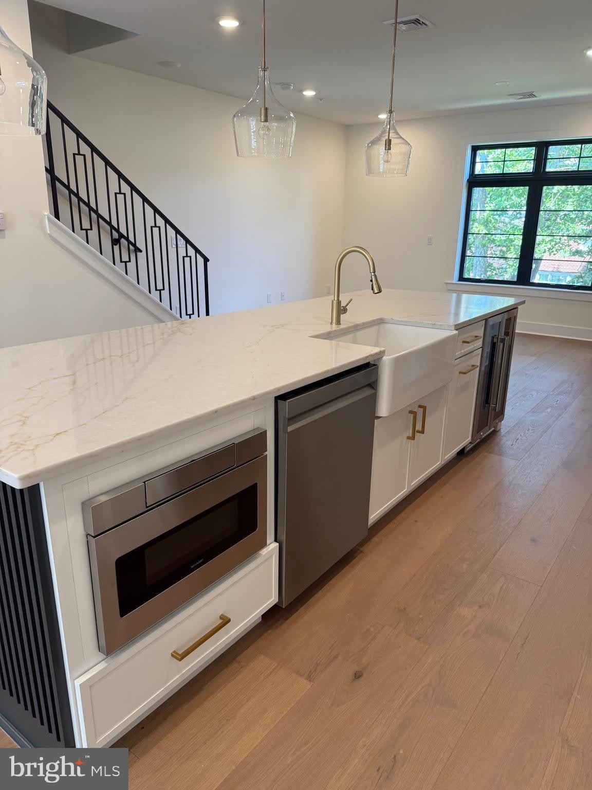 7519 RIDGE Avenue – photo 3