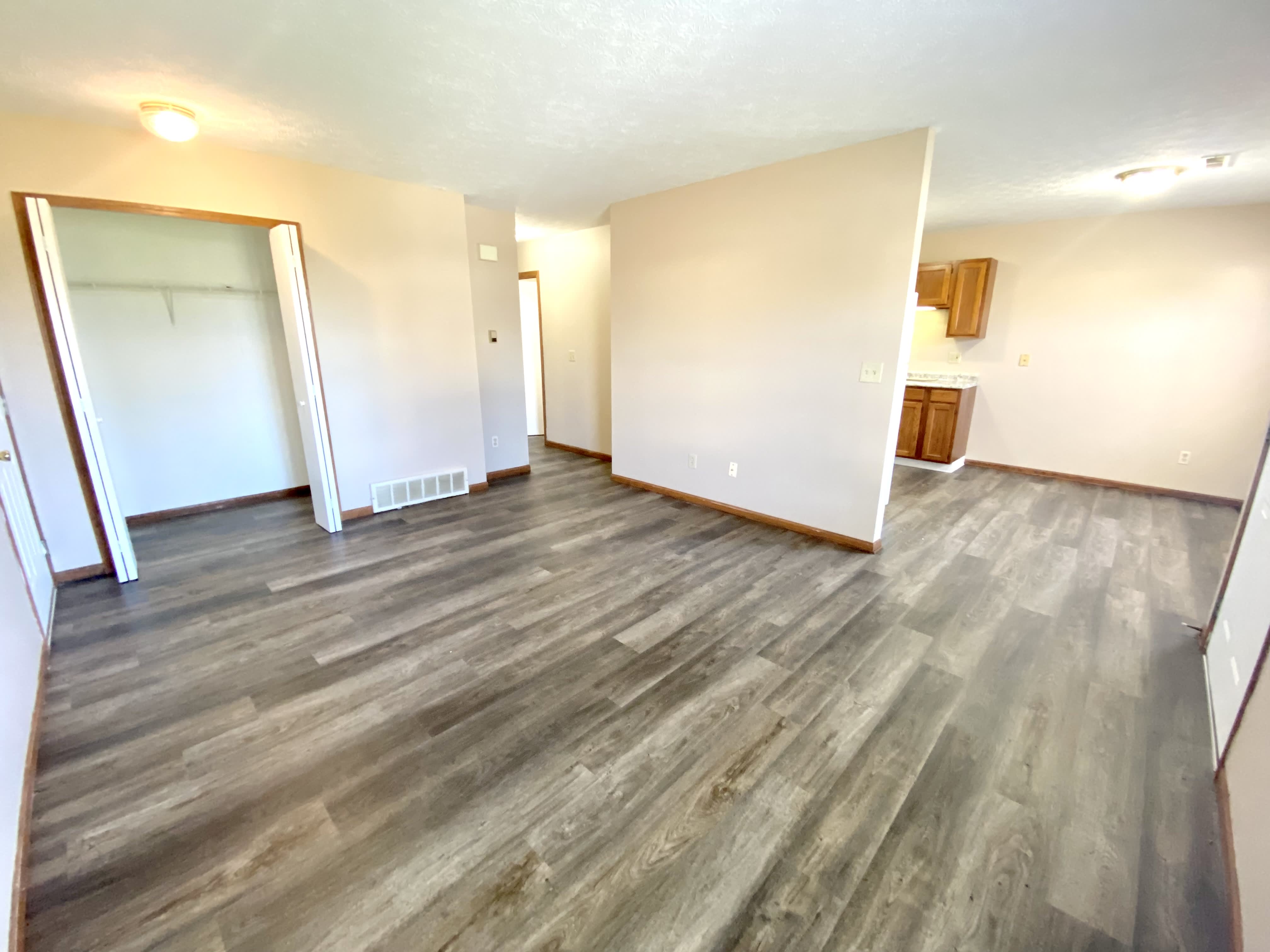 2525 Zircon St Ne – photo 4