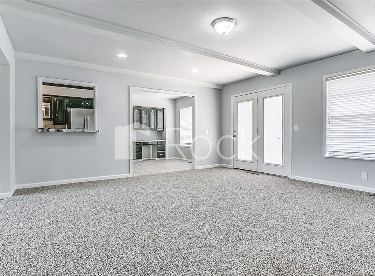 Spacious 4-Bedroom 3-Bathroom Home – photo 4