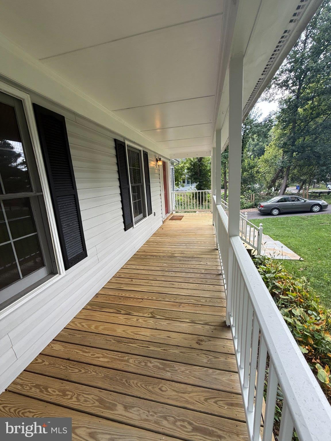 10216 Capitol View Avenue – photo 5