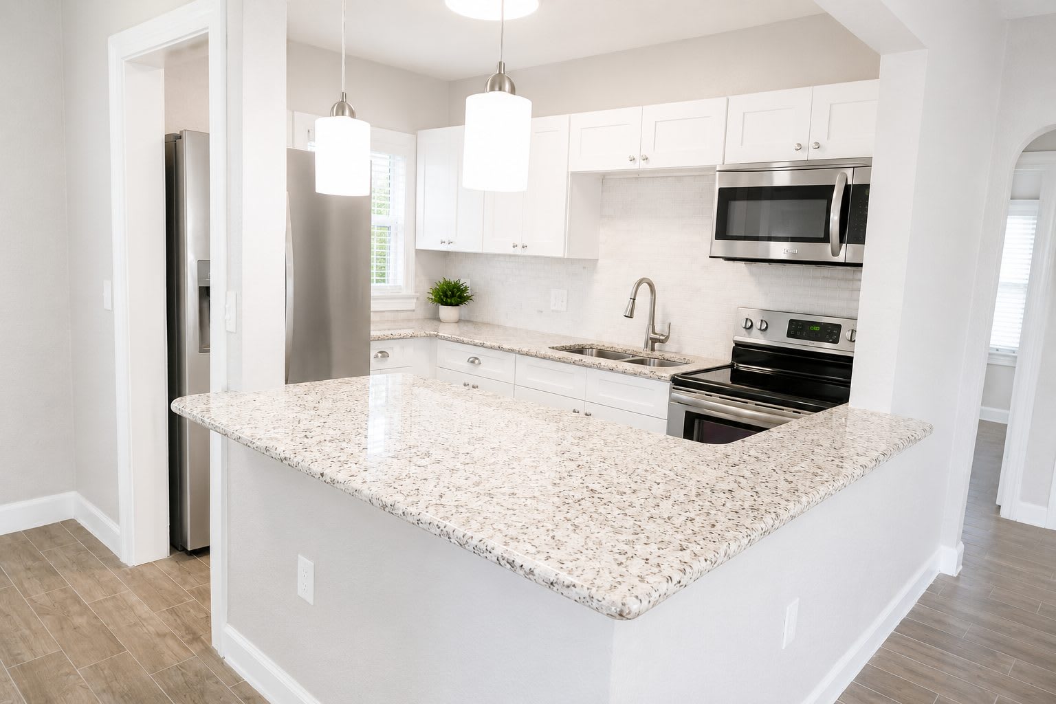 405 Marshall St – photo 4