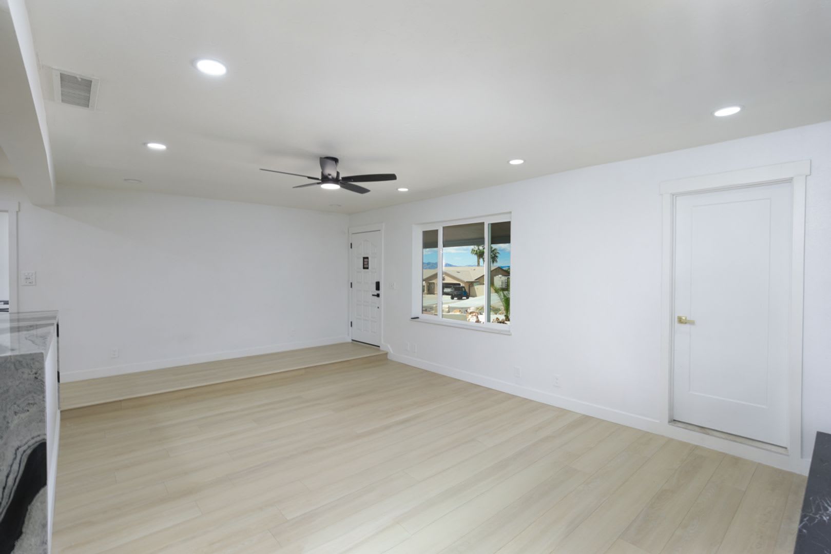 3 Bedroom – photo 5