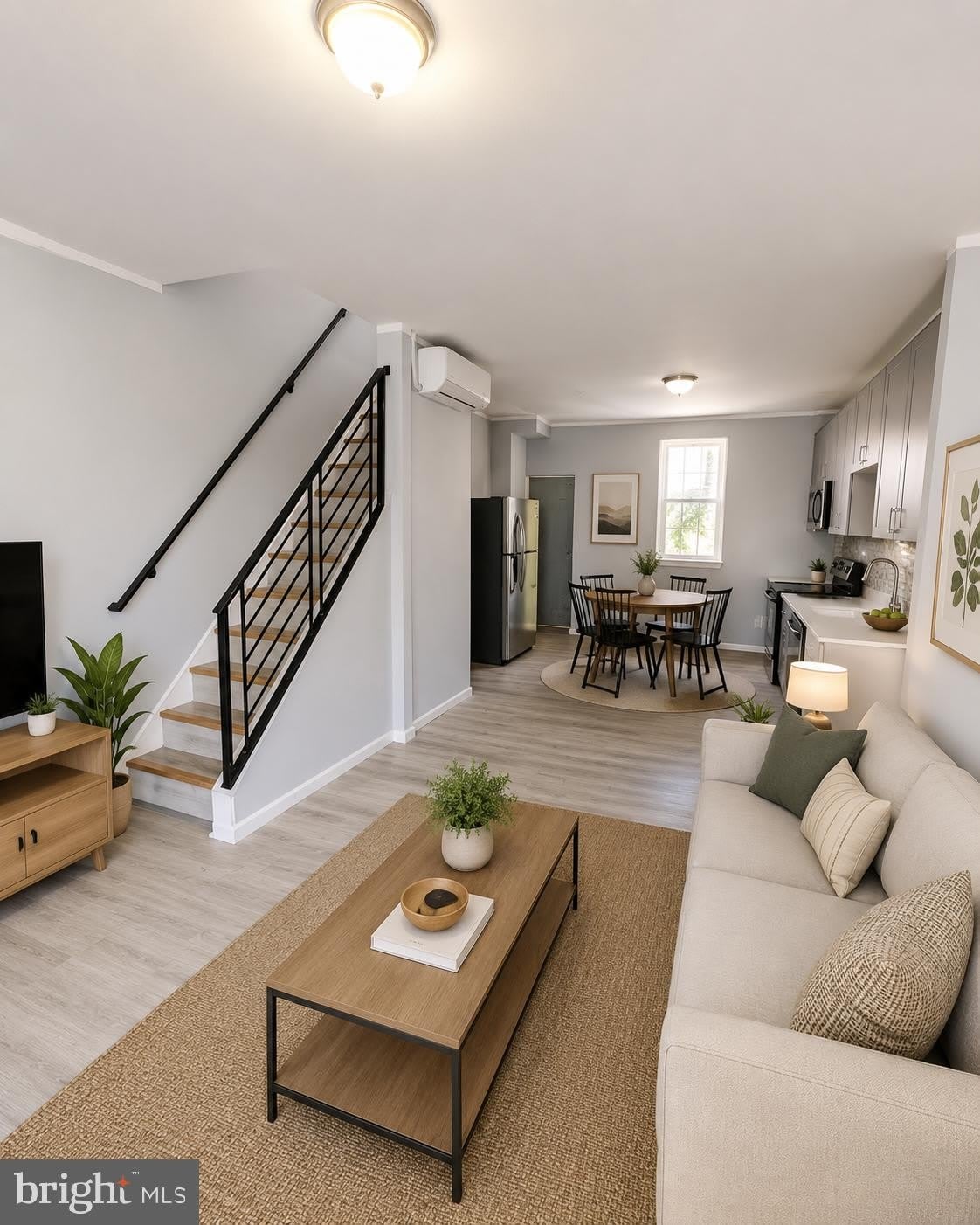3052 N LEE Street – photo 2