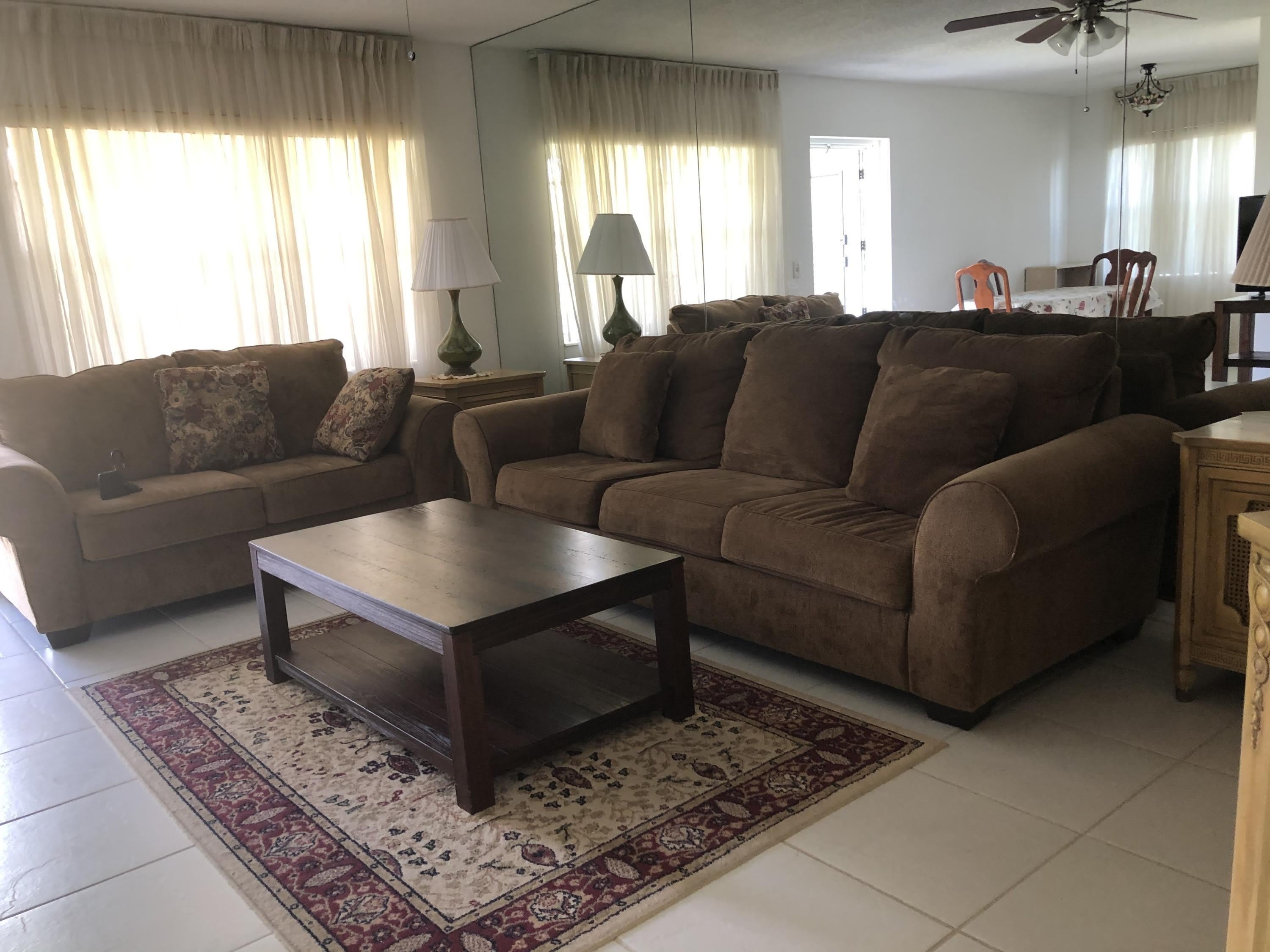 133 Cambridge F – photo 2