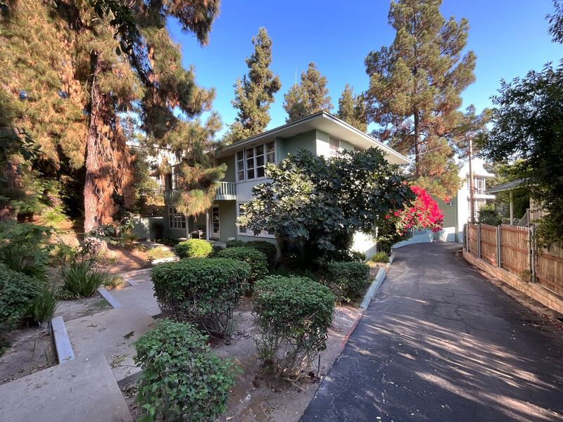 1625 Raymond Hill Rd – photo 1