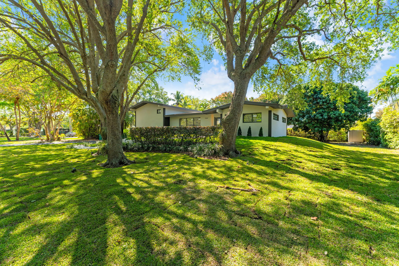 7920 Southwest 132Nd Street – photo 1