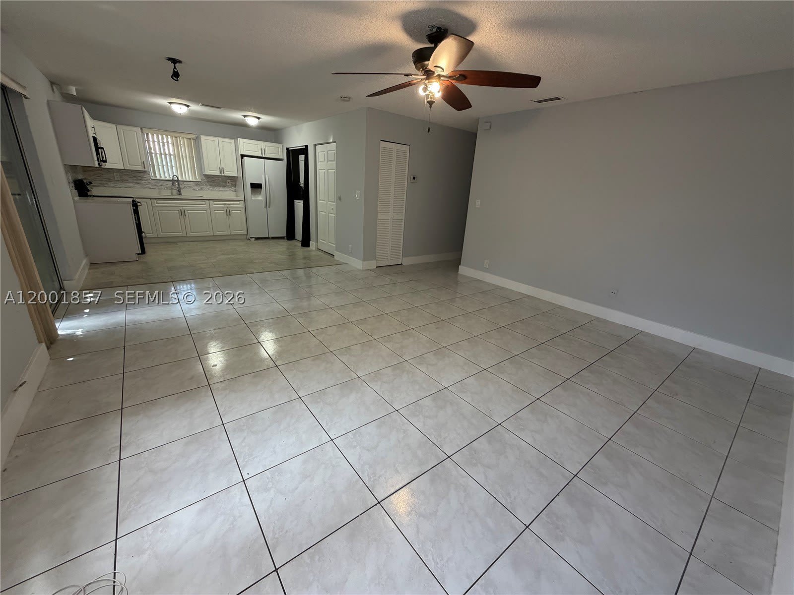 6316 Lincoln St – photo 4