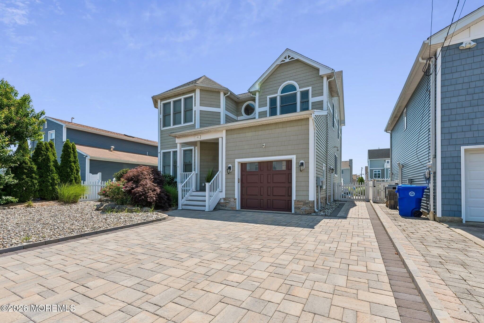 45 E Pampano Drive – photo 1