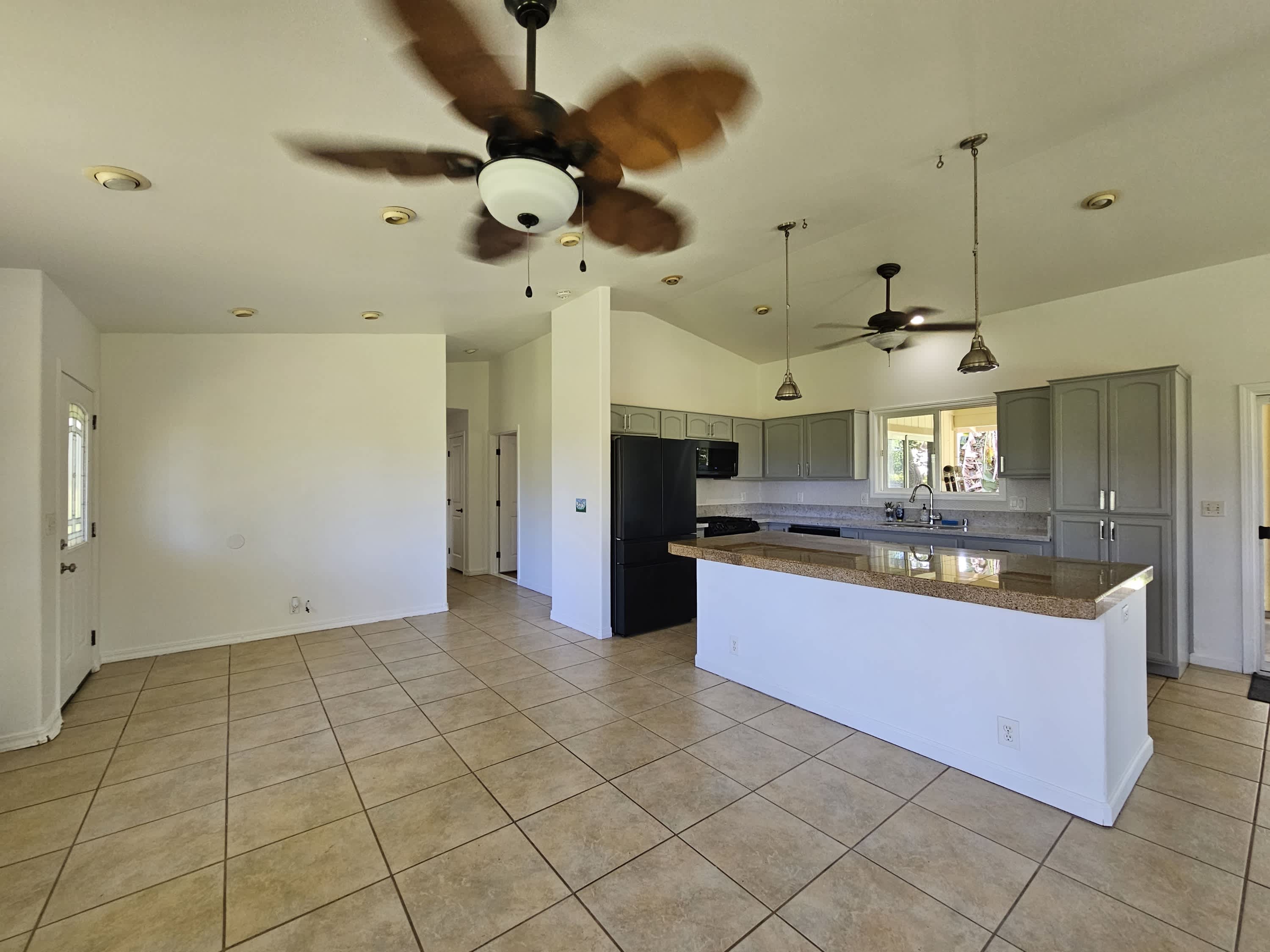 15-1817 14th Avenue – photo 1