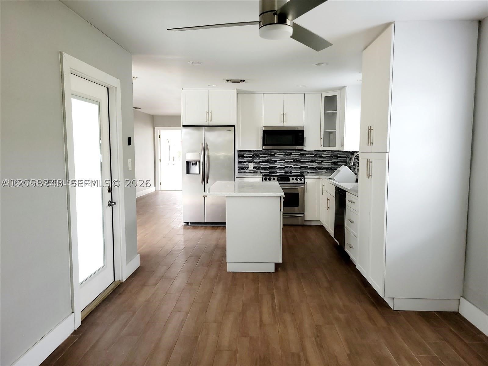 7761 NW 41st St – photo 4