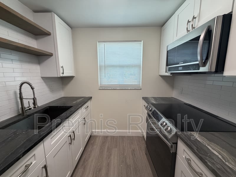 2028 North Betty Lane – photo 5