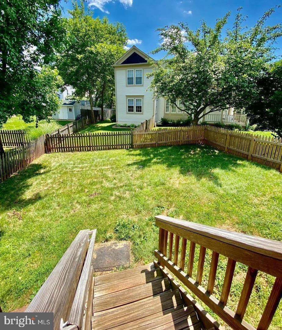 18 BROOKMEADE Court – photo 4