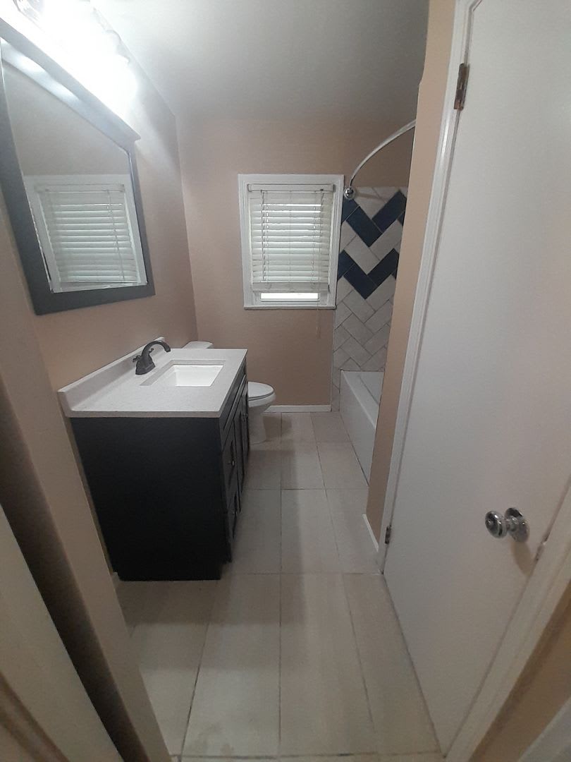 3-bedroom 2 bath home in Parkwood subdivision $1750.00 – photo 5