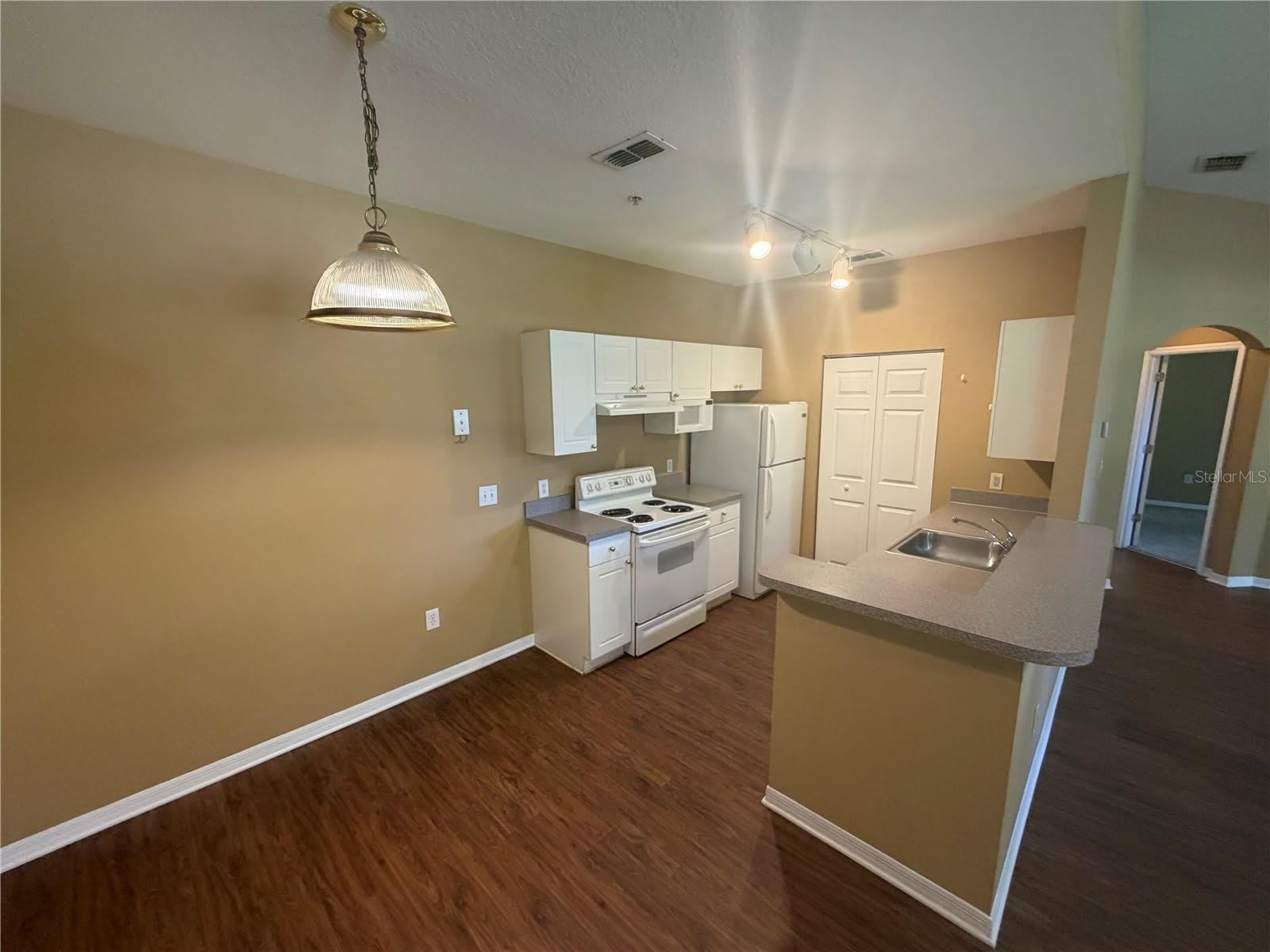 856 Grand Regency Pointe Point – photo 5