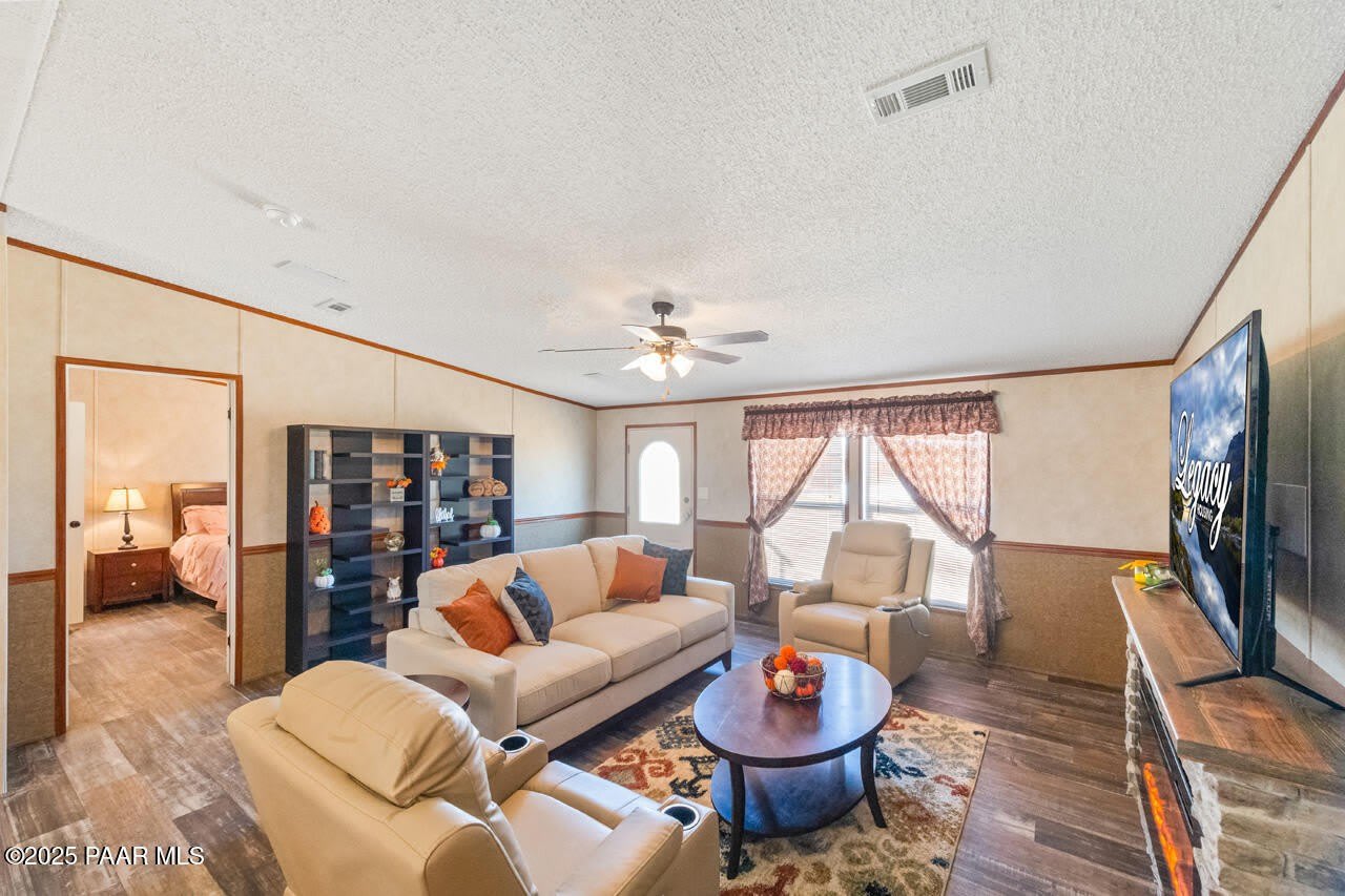 7875 Loma Lane – photo 5
