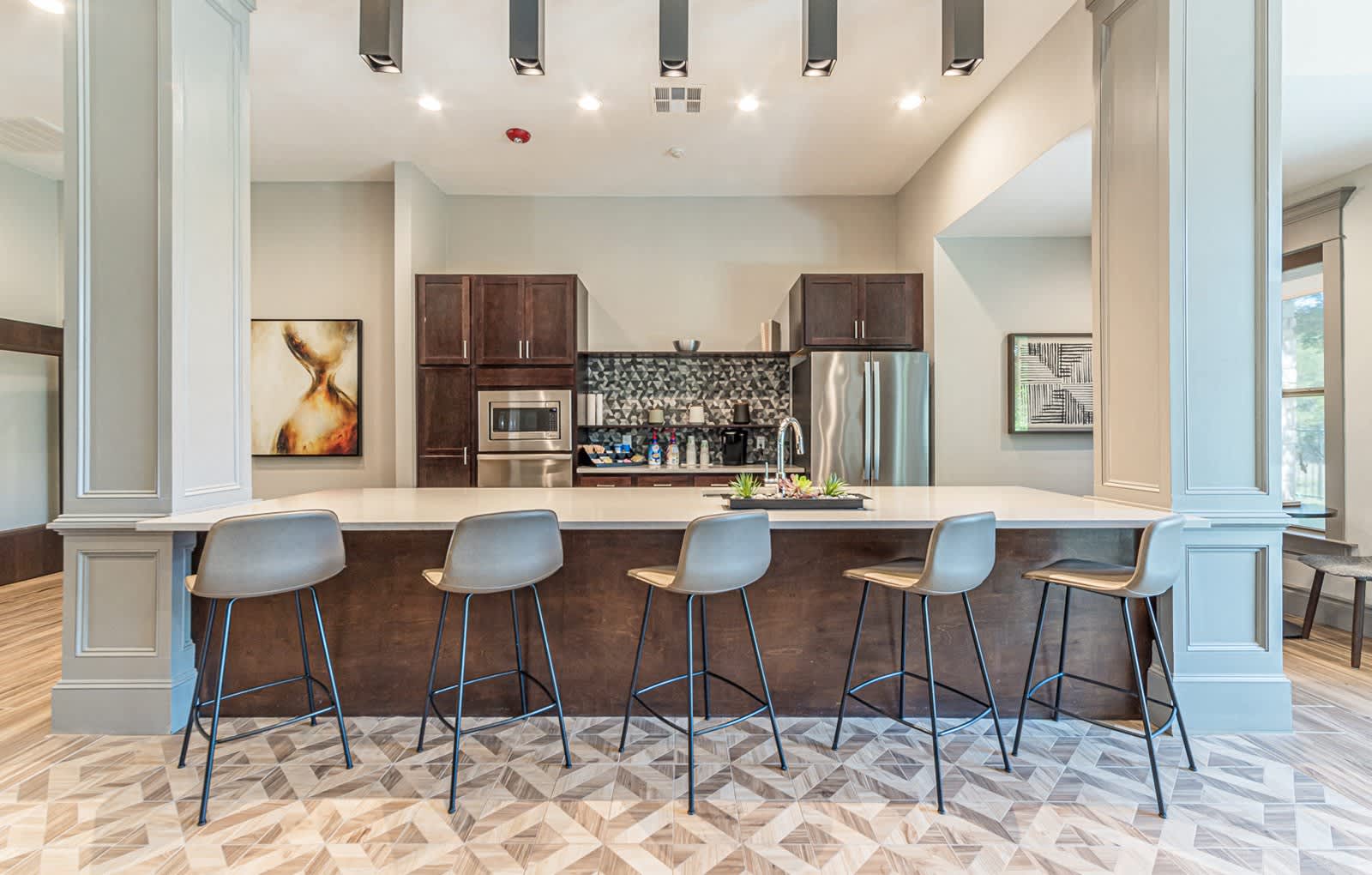Franklin Park Apartments – photo 4