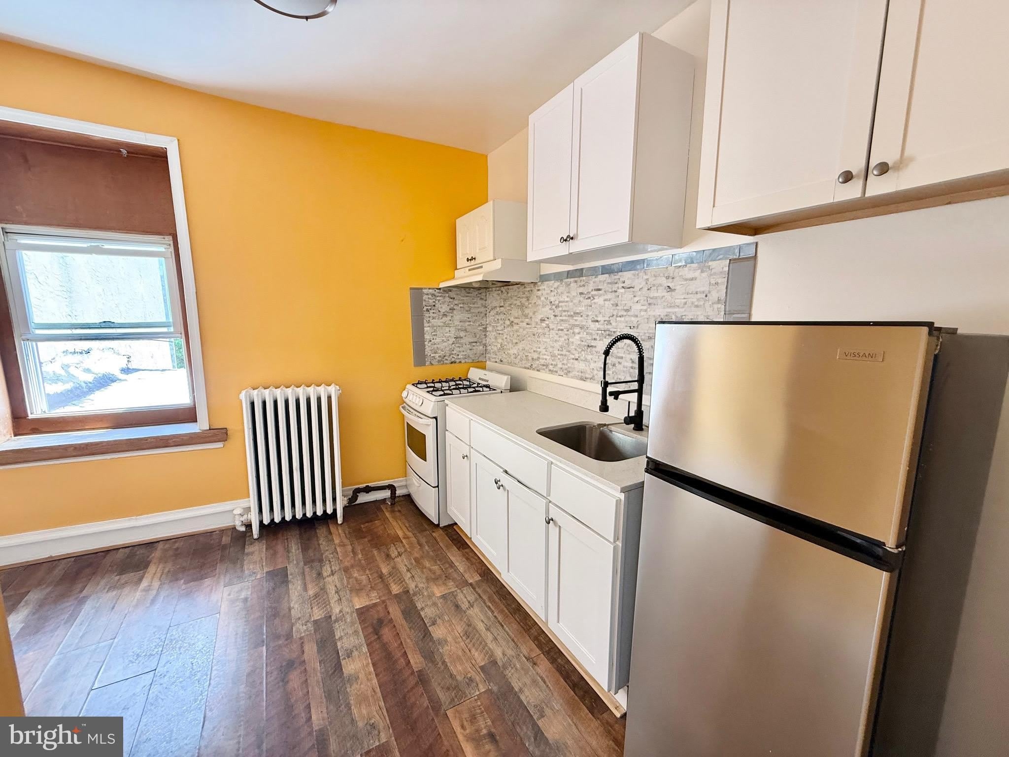 911 N 42ND Street – photo 1