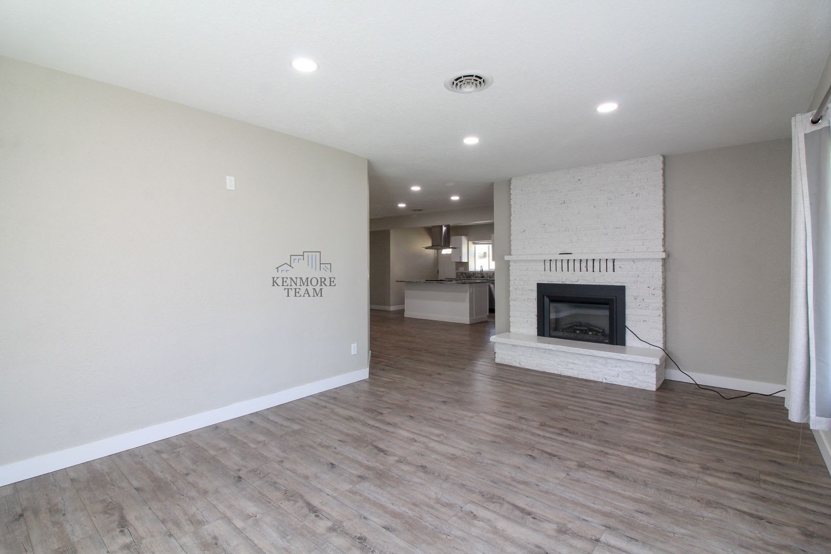 4 Bedroom, 2 Bath Home in Pasco – photo 5