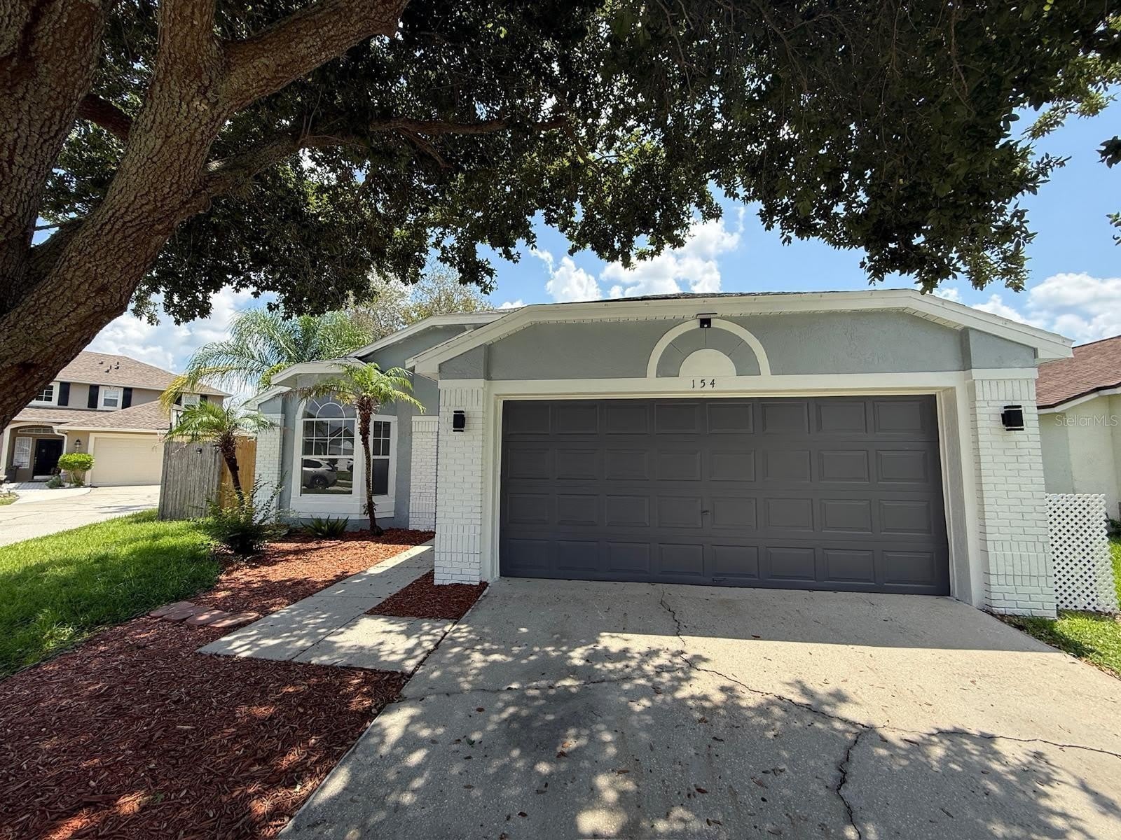 154 WOODBURY PINES Circle – photo 2