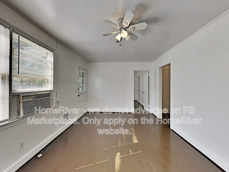 323 N Magnolia St – photo 2