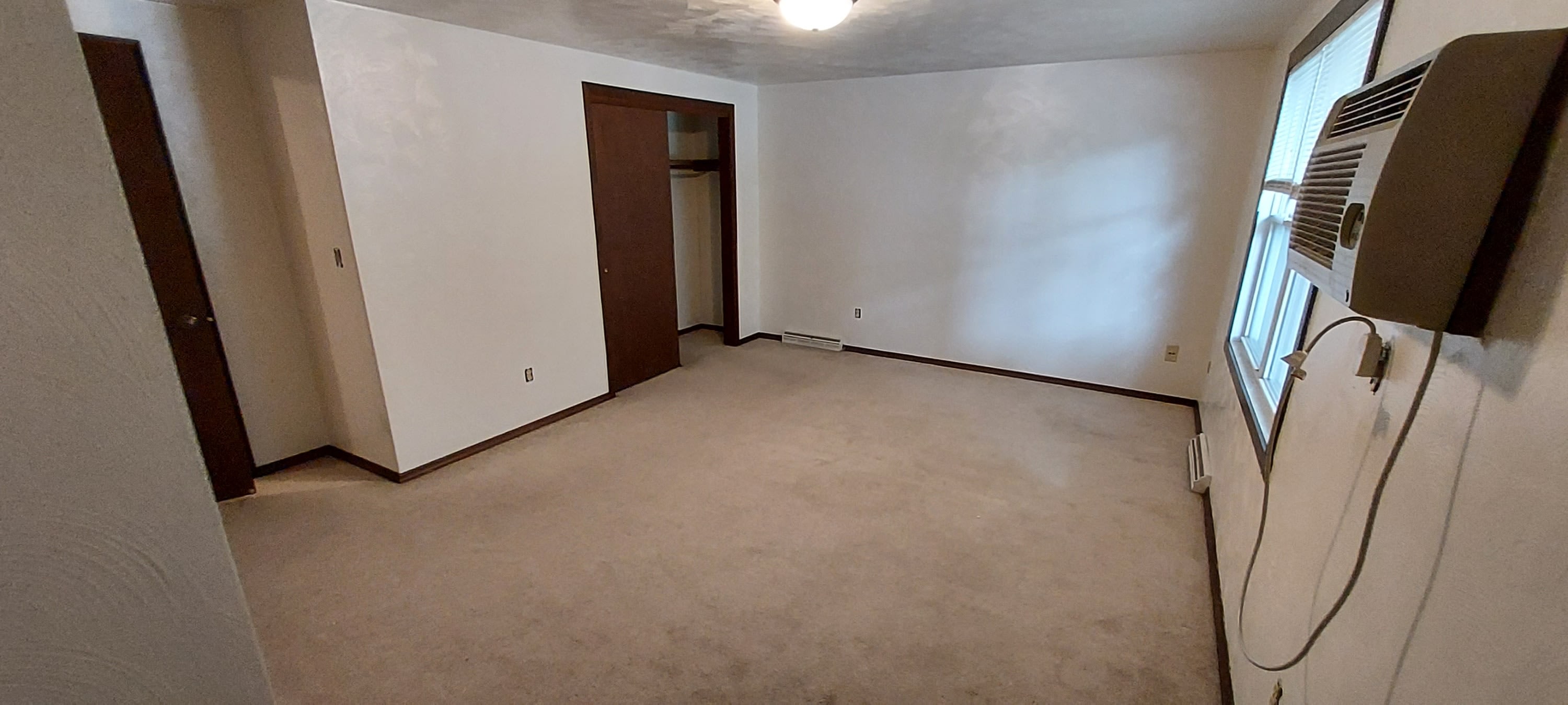 2013 Eastman Ave – photo 5