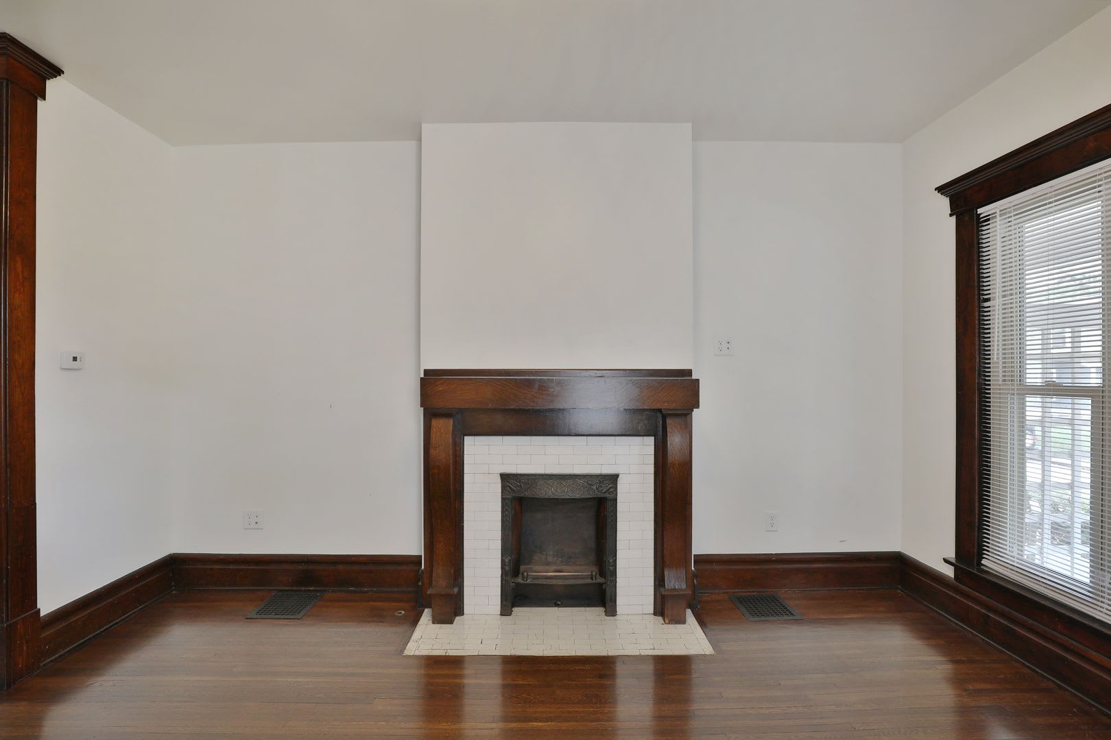 Newly Renovated North Campus 6 Bedroom 4 Full Bathrooms This One Has It All – photo 4