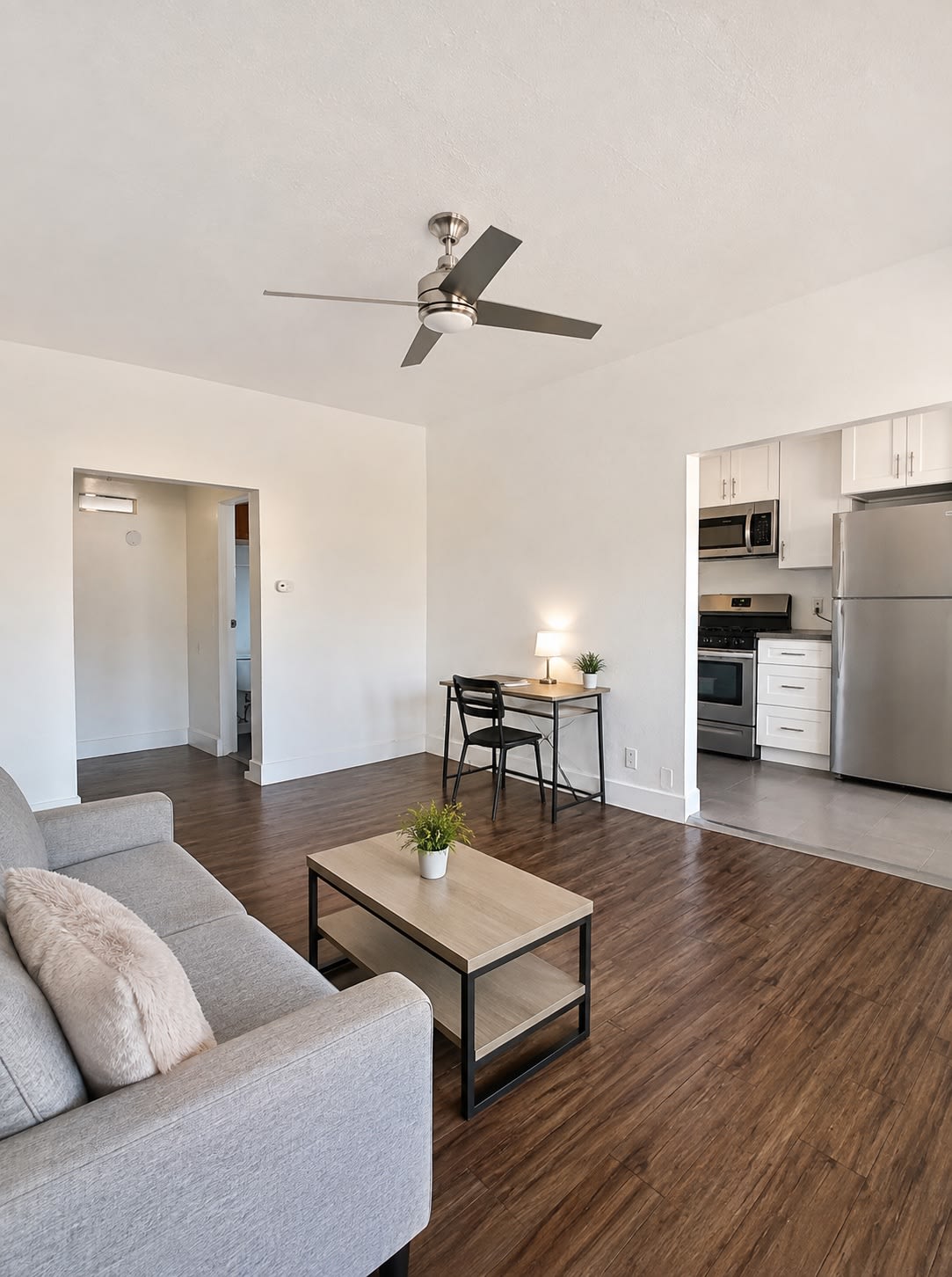 1256 W 29th Street – photo 4
