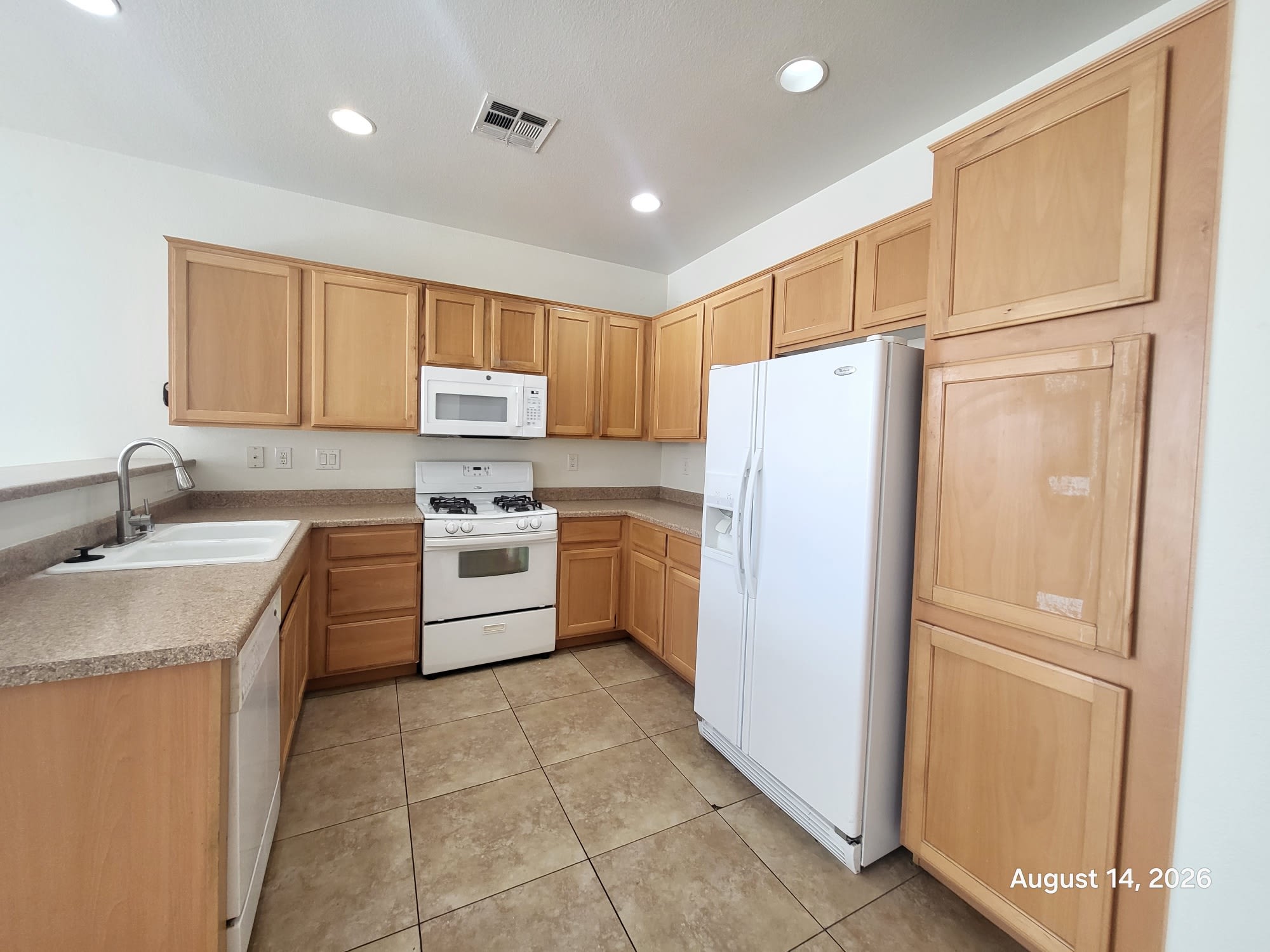 7280 Fountain Village Ave – photo 4
