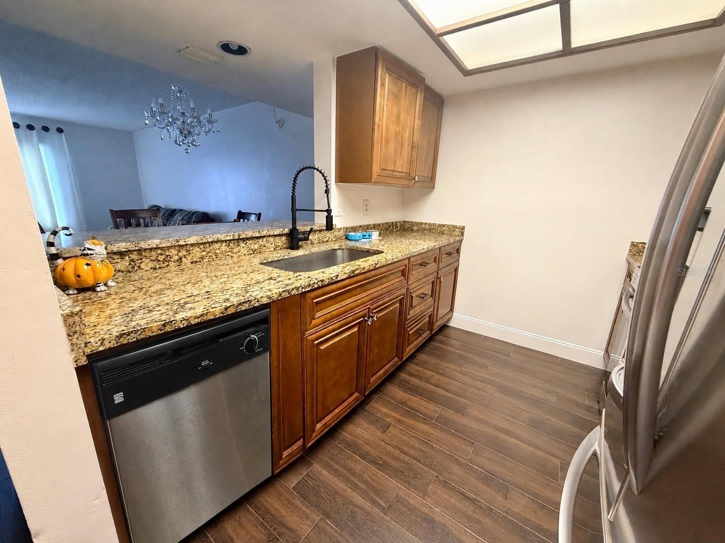 13602 S VILLAGE Drive – photo 5