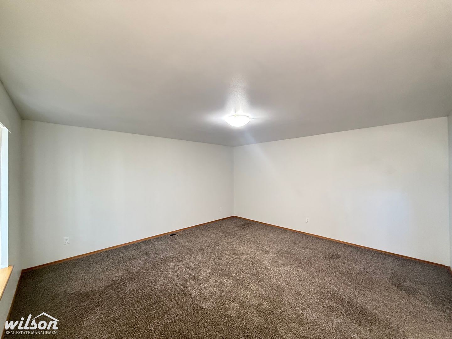 Your Perfect Family Home – 4 Bedrooms, 3 Baths & Spacious Living! – photo 2