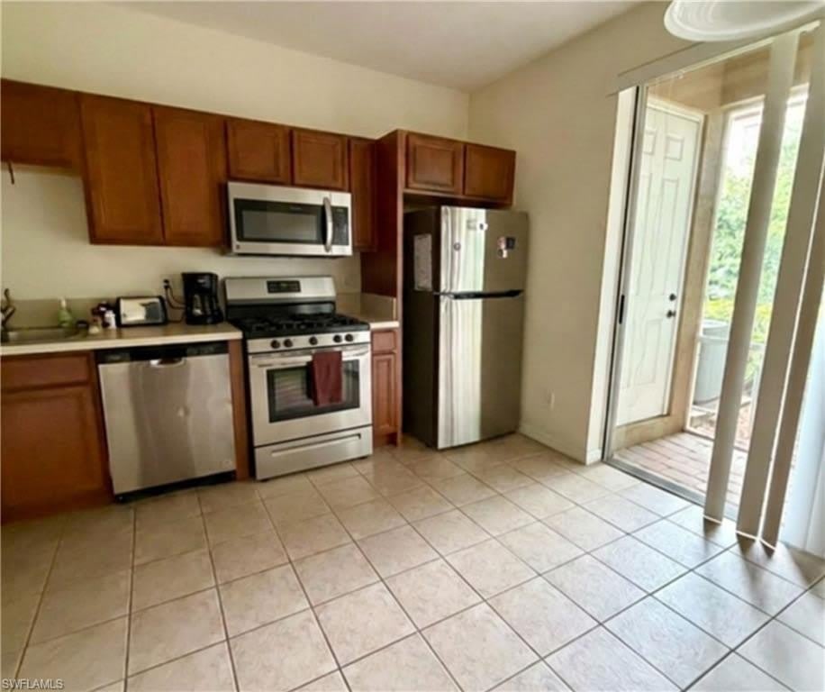 17533 Laurel Grove Ct – photo 2
