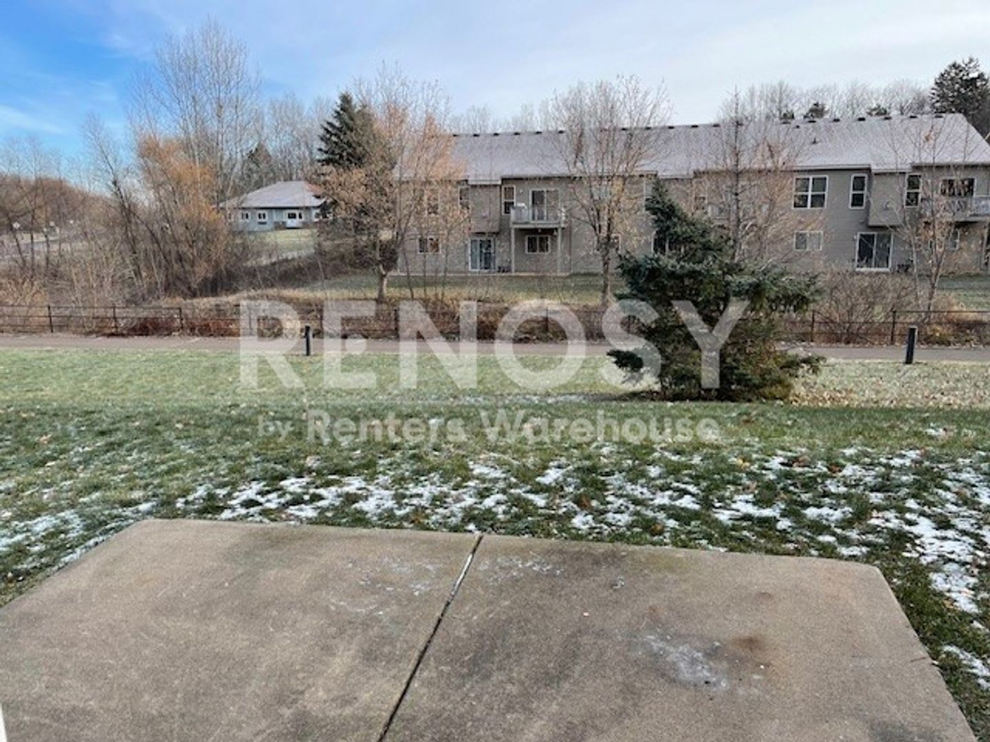 Spacious 3 Bedroom 1.5 Bath Townhome in Chisago City – photo 5