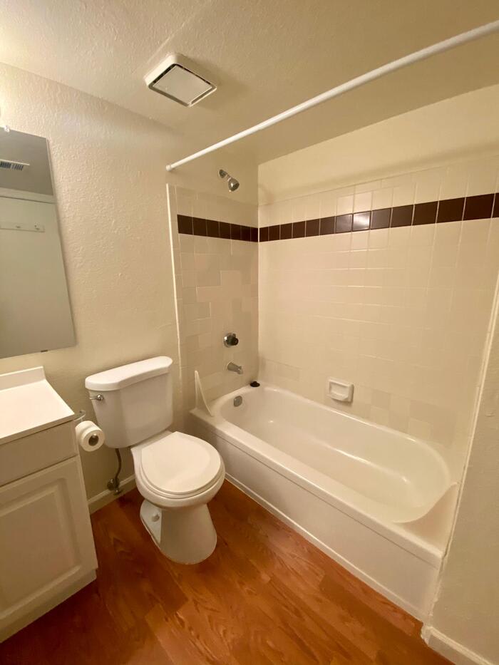 1701 North Park Avenue – photo 5