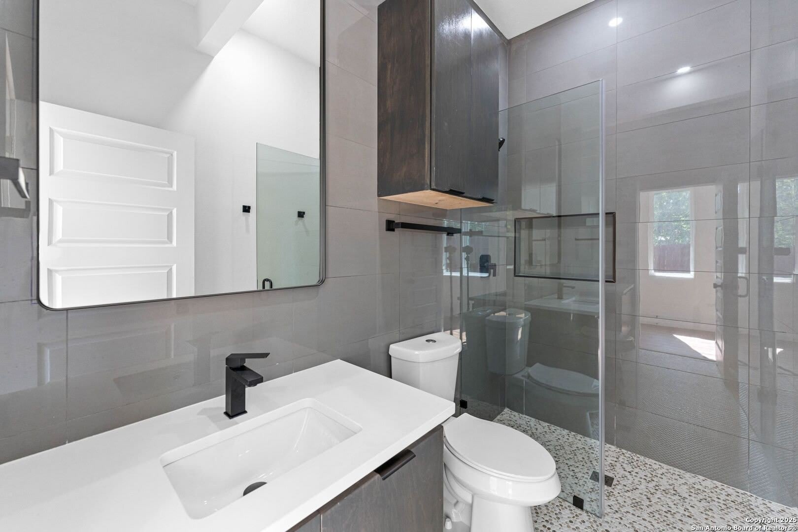108 Vine St – photo 5