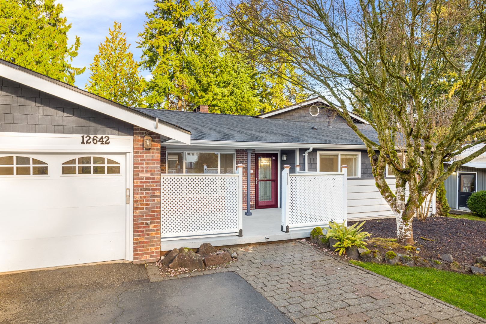 South Rose Hill 4 Bedroom with Entertainment Deck – photo 4