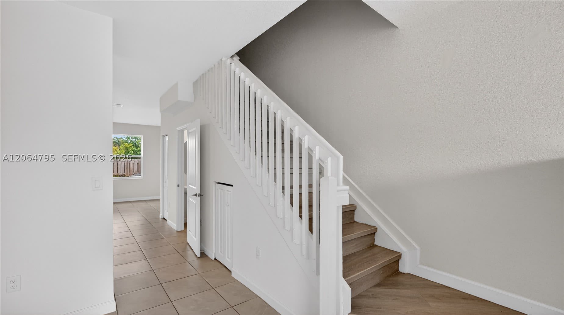 12123 NW 23rd Ct – photo 4