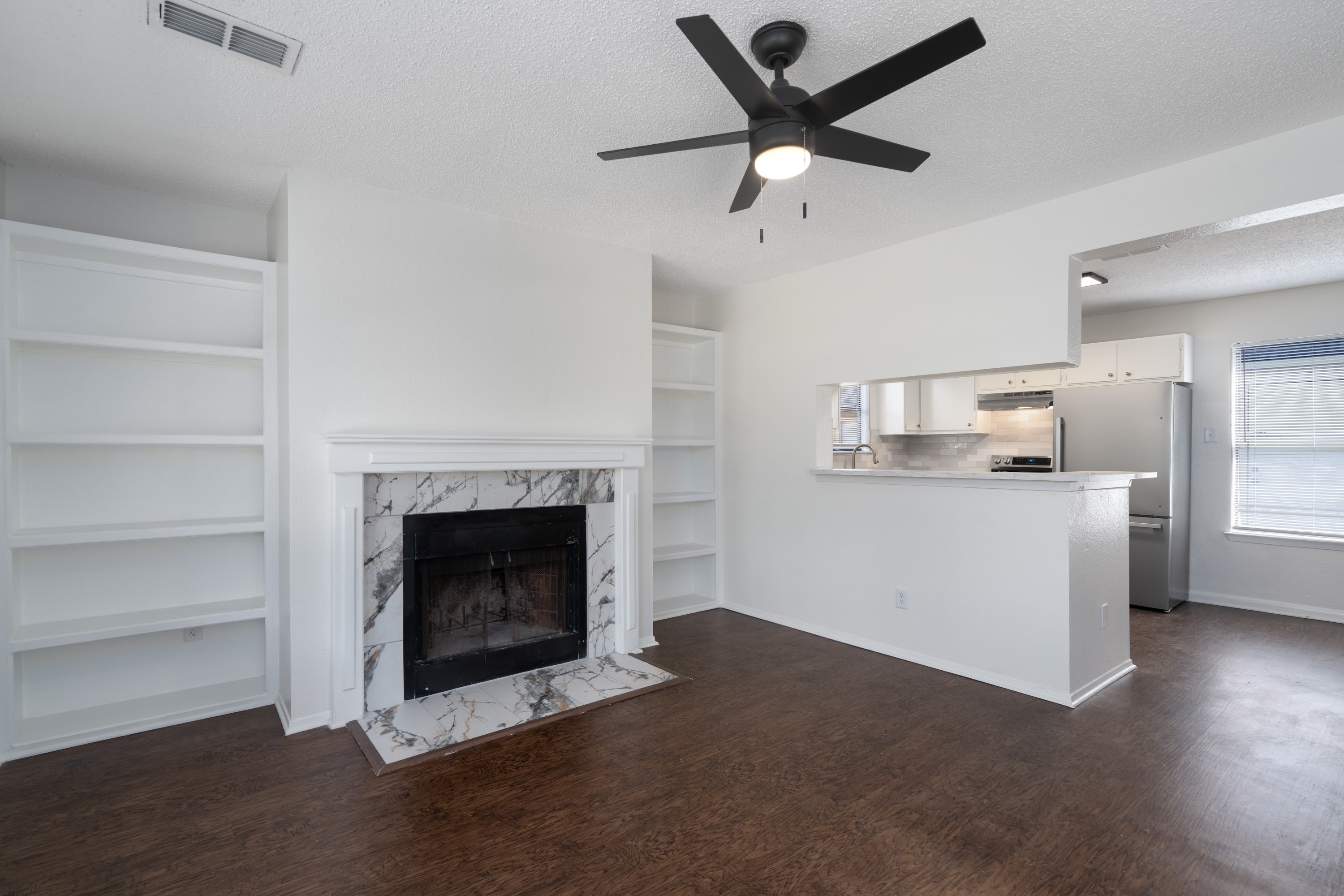 2909 West Slaughter Lane – photo 3