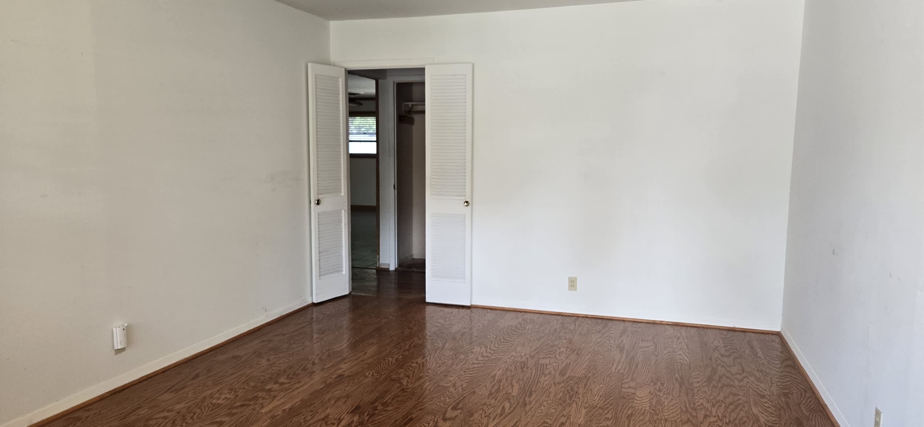 1814 Linwood Road – photo 5