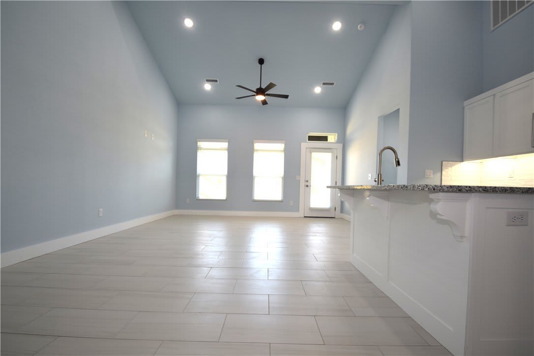 550 Amethyst Road – photo 3