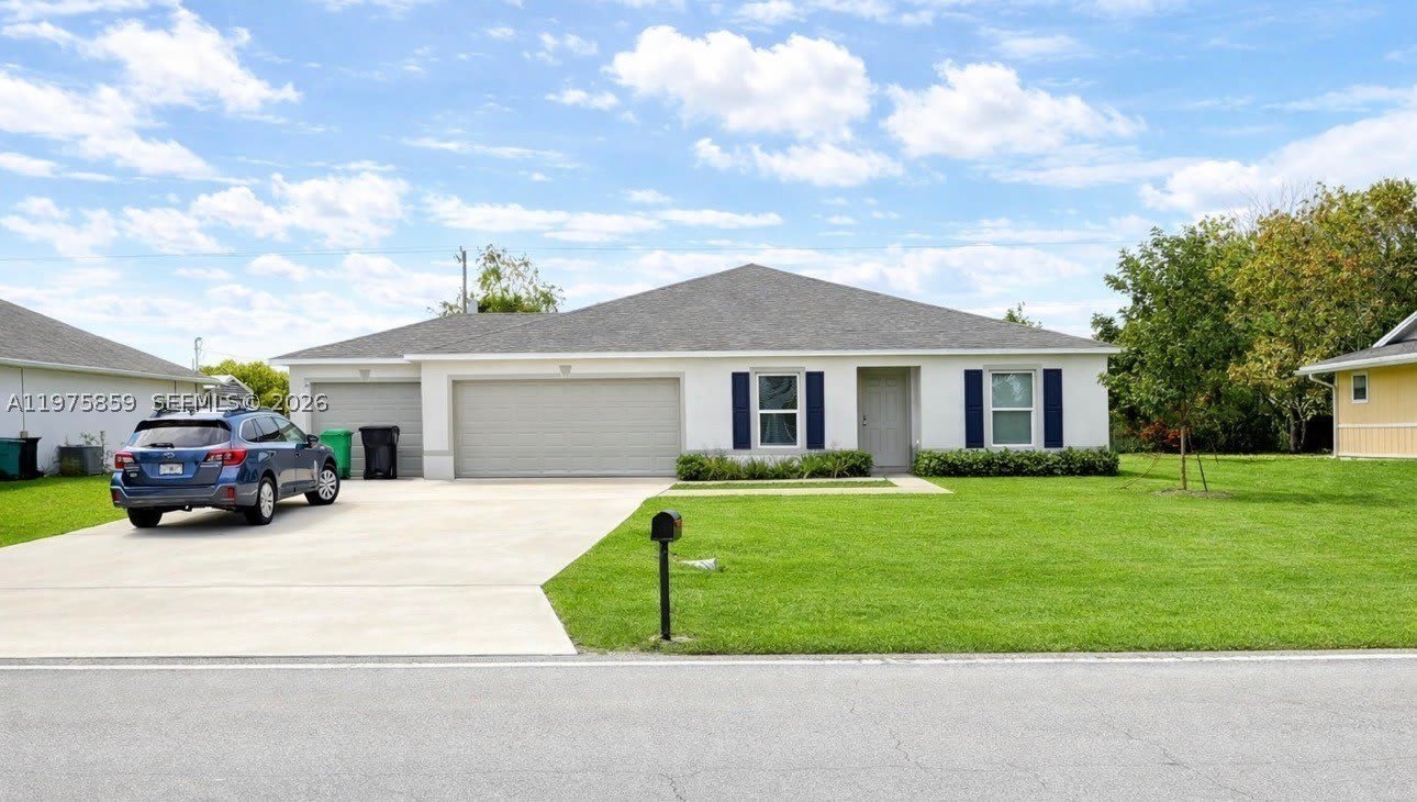 2180 SW Cameo Blvd – photo 1
