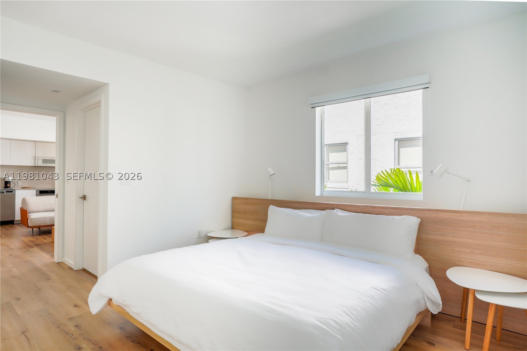 136 NE 46th St – photo 2