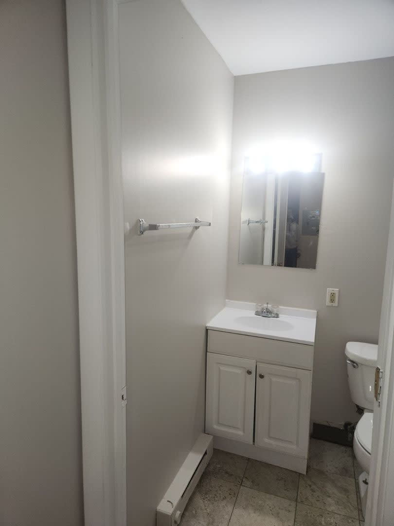 22 ELLIOTT ST – photo 4